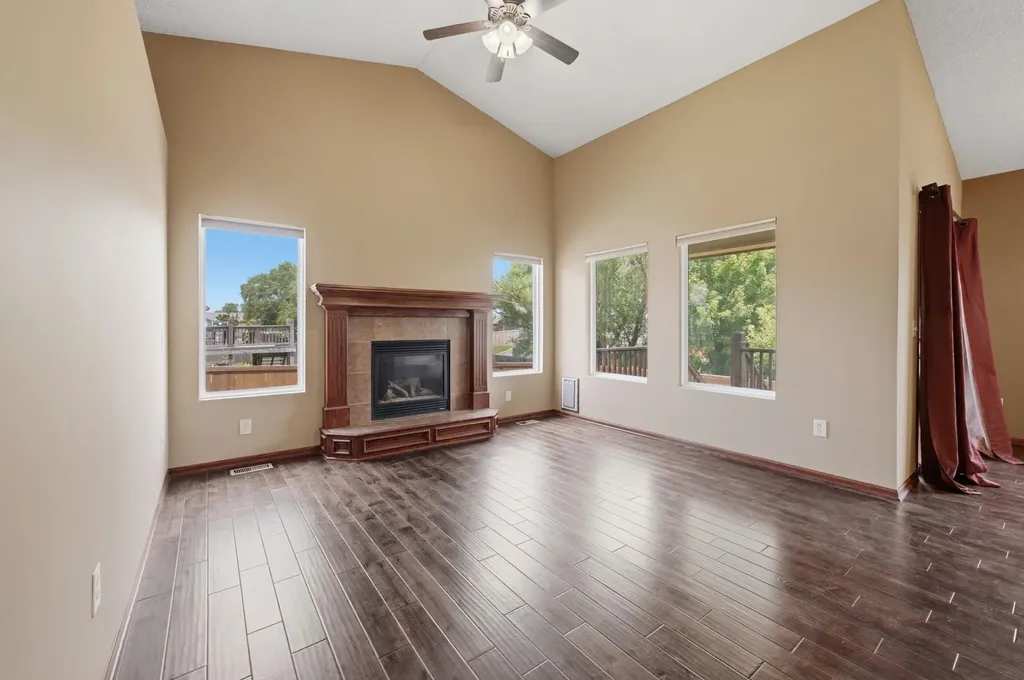 2406 N Woodridge Creek Wichita KS 67226