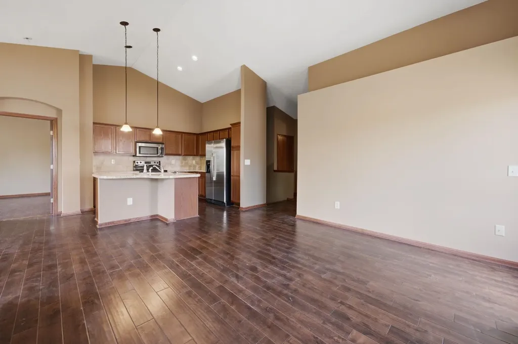 2406 N Woodridge Creek Wichita KS 67226