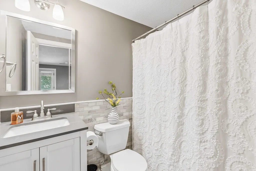 436 N Bridgefield Court Wichita KS 67230