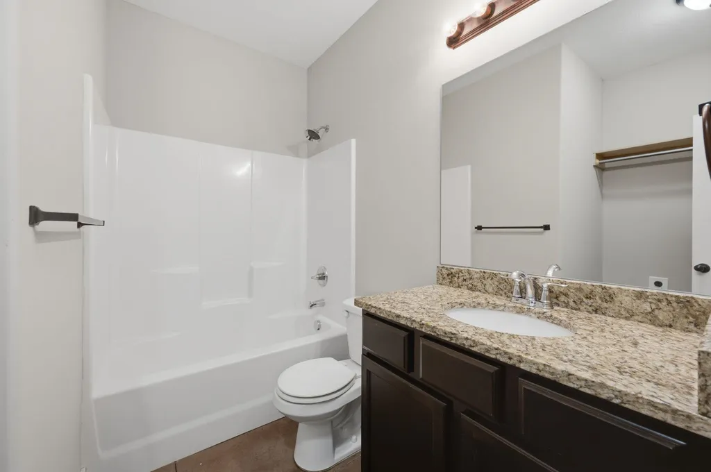 643 E Mulvane Street Mulvane KS 67110