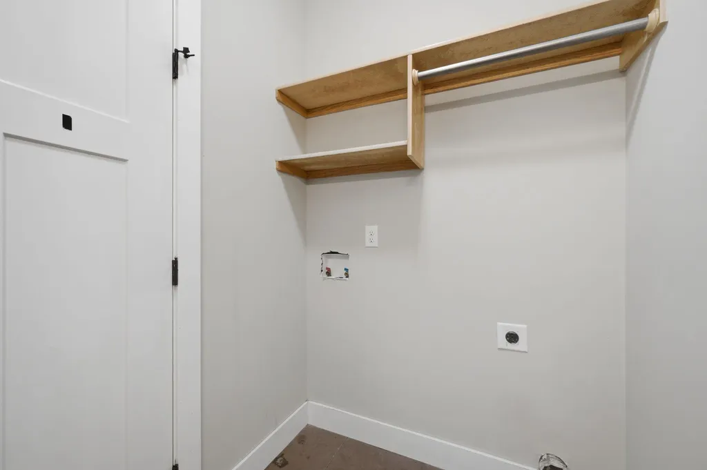 643 E Mulvane Street Mulvane KS 67110