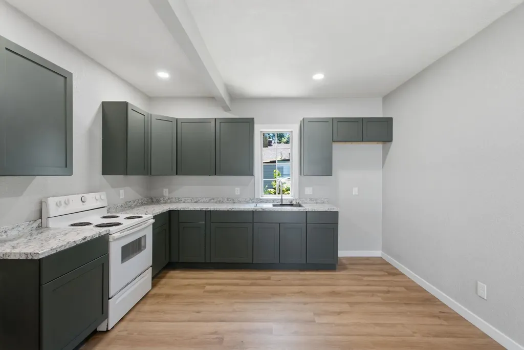 1504 S Hydraulic Avenue Wichita KS 67211