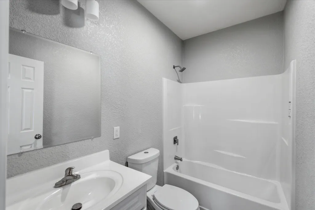 1504 S Hydraulic Avenue Wichita KS 67211