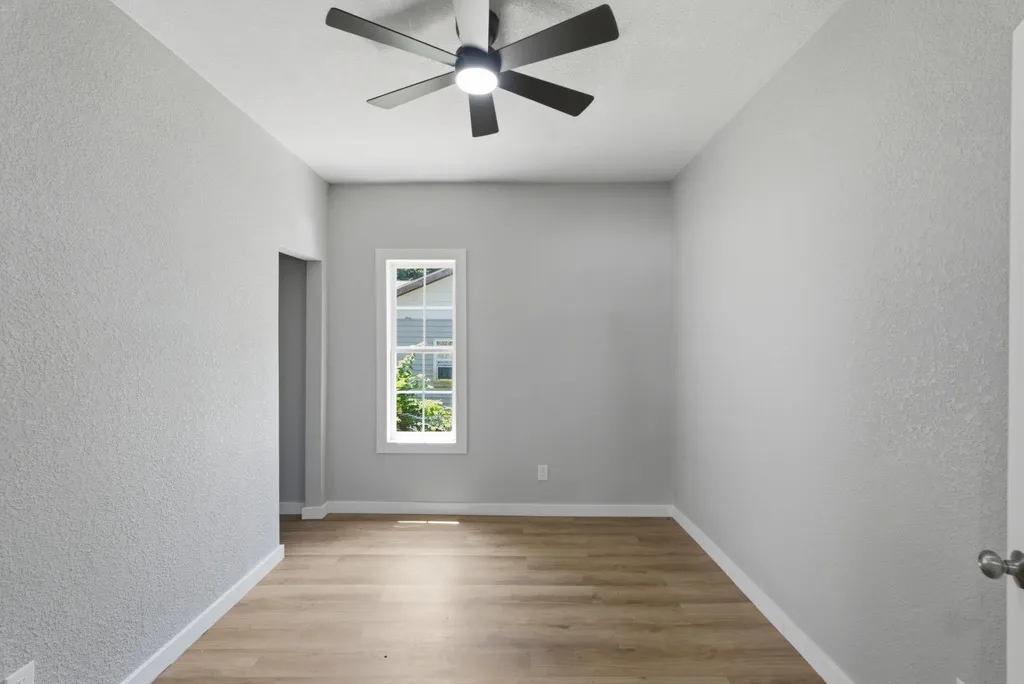 1504 S Hydraulic Avenue Wichita KS 67211