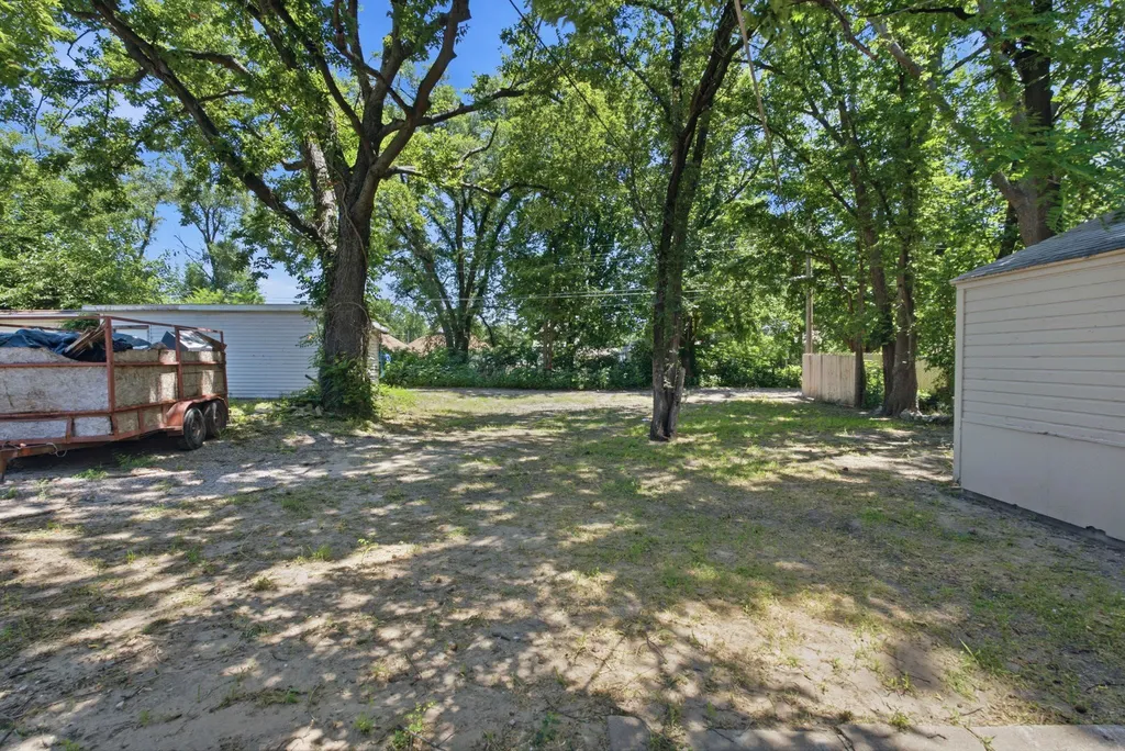 1504 S Hydraulic Avenue Wichita KS 67211