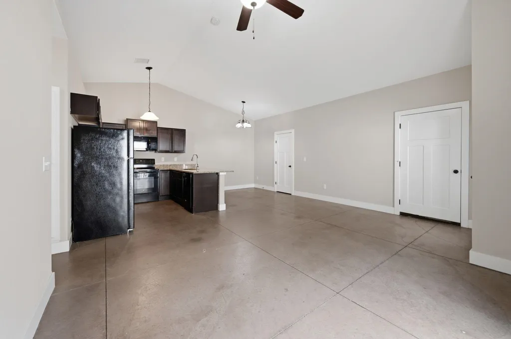 631 N Mulvane Street Mulvane KS 67110