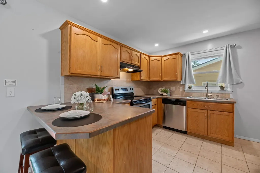 8138 E Levitt Drive Wichita KS 67207