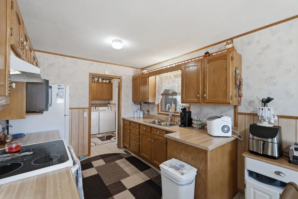 5855 N Tyler Road Maize KS 67101