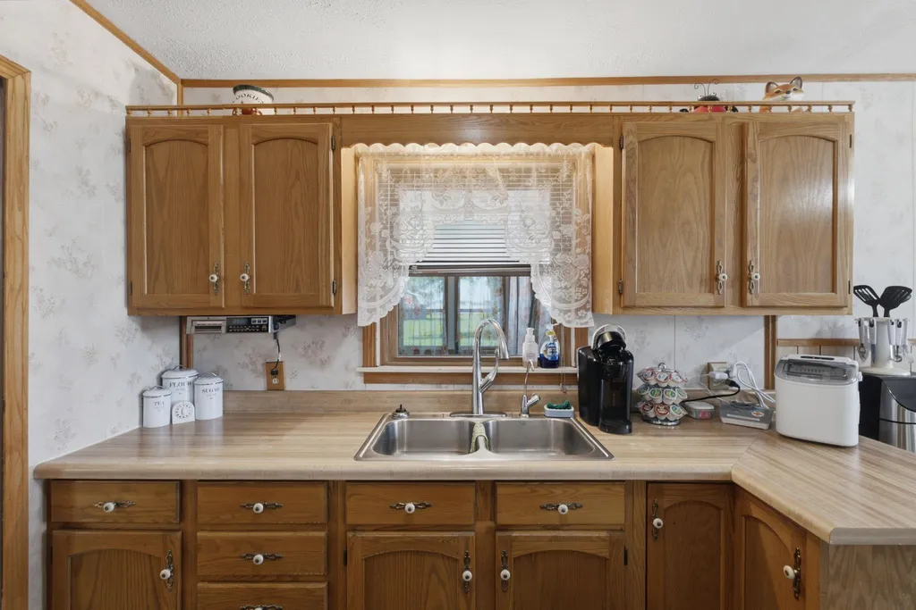 5855 N Tyler Road Maize KS 67101