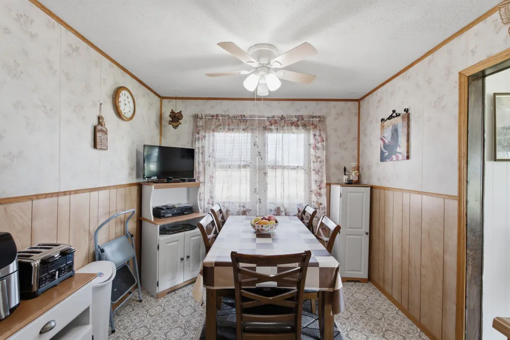 5855 N Tyler Road Maize KS 67101