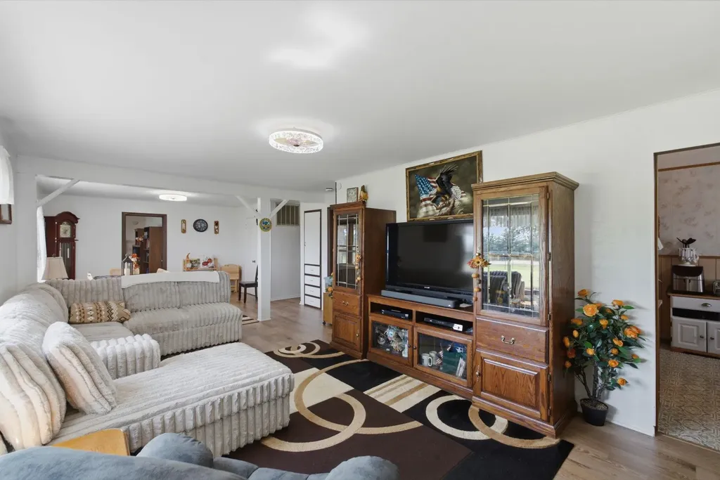 5855 N Tyler Road Maize KS 67101