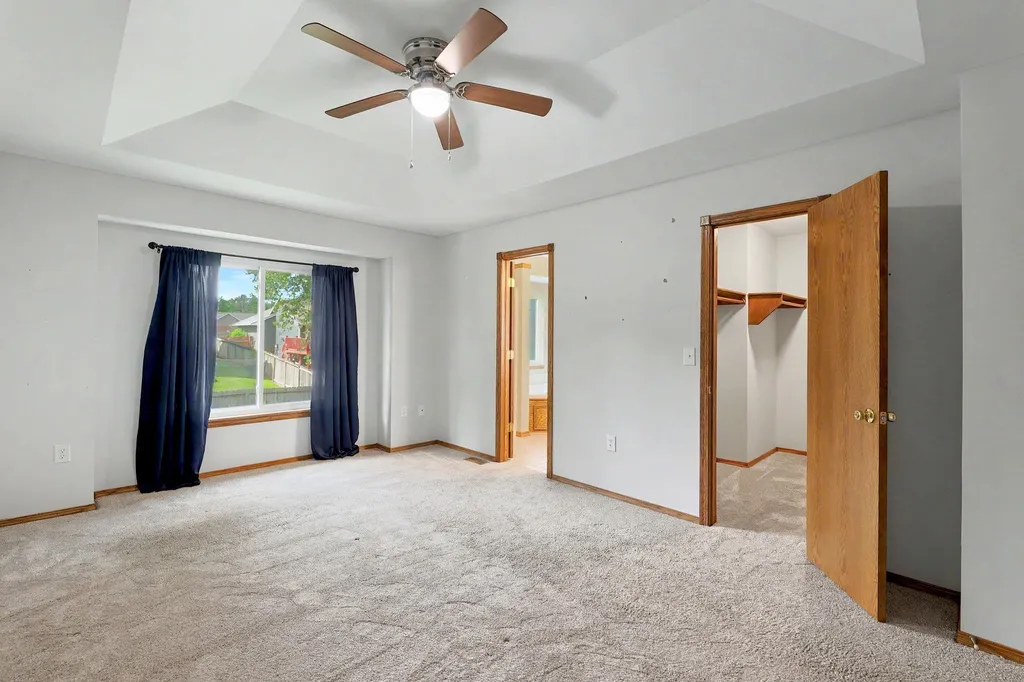 1707 E Oxford Circle Derby KS 67037