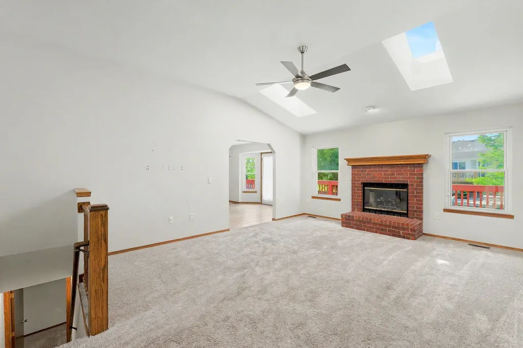 1707 E Oxford Circle Derby KS 67037
