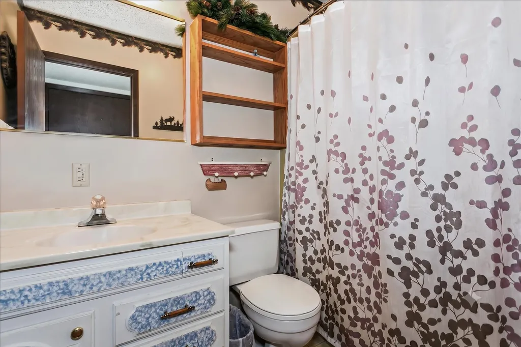 1709 W 5th Avenue El Dorado KS 67042