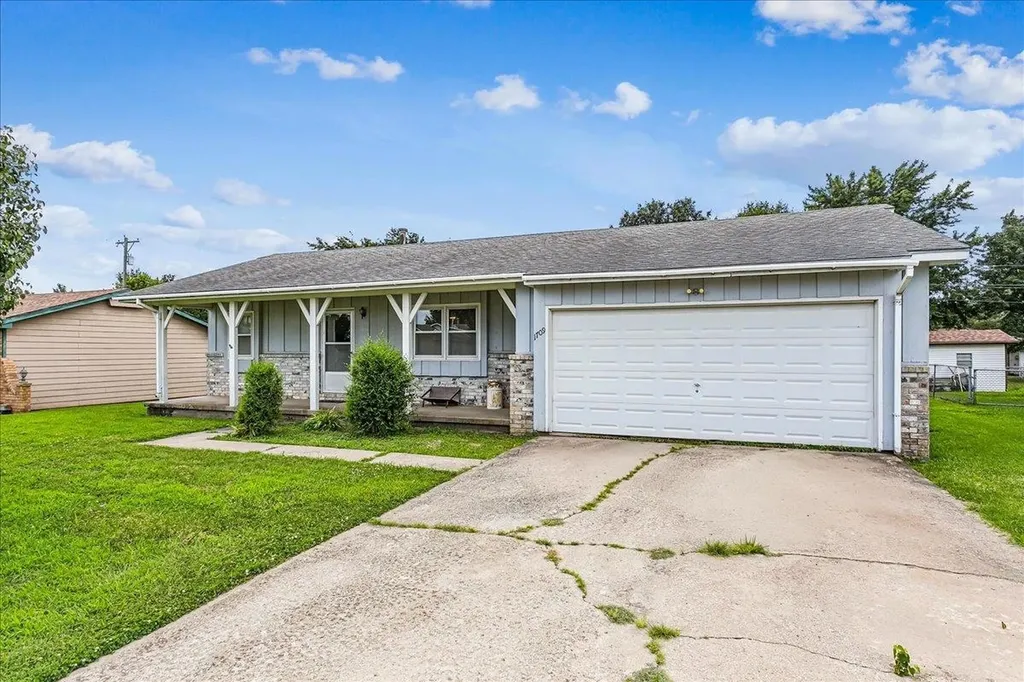 1709 W 5th Avenue El Dorado KS 67042