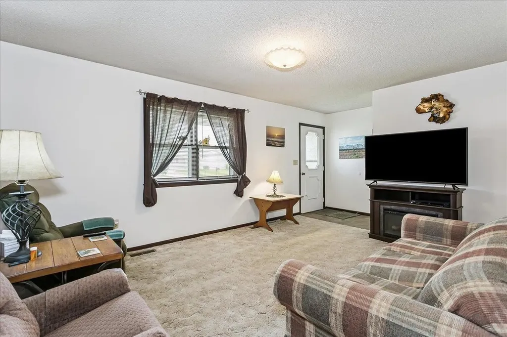 1709 W 5th Avenue El Dorado KS 67042