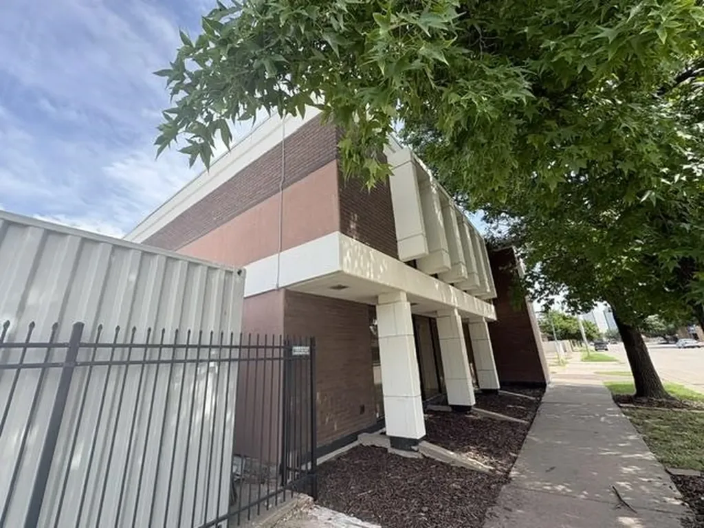 924 N Main Street Wichita KS 67203
