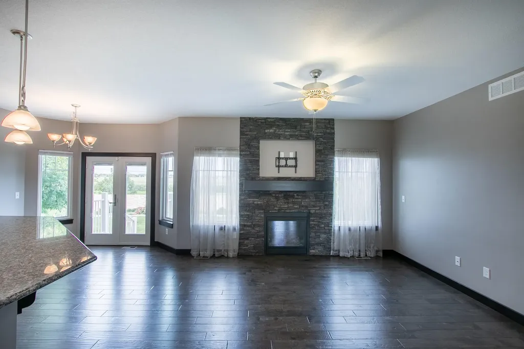 604 Goldspike Court Newton KS 67114