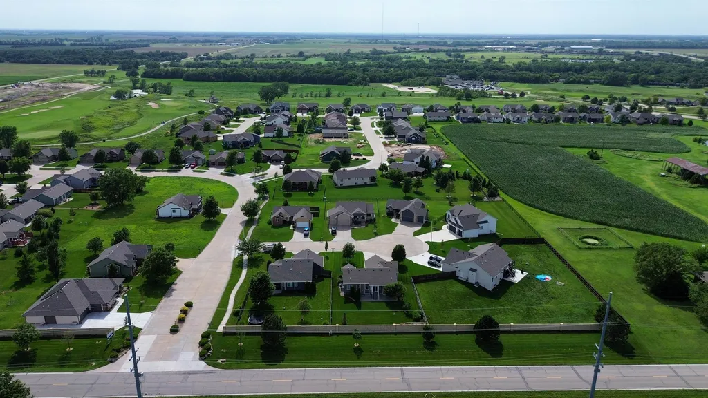 604 Goldspike Court Newton KS 67114