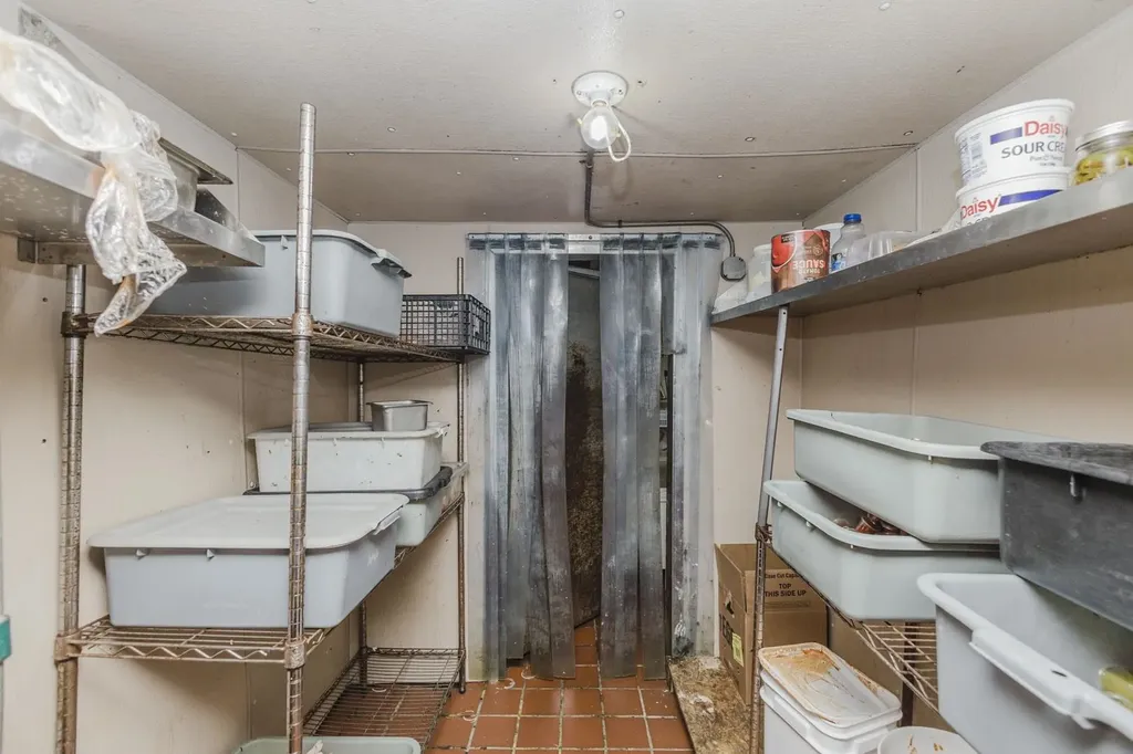 503 N West Wichita KS 67203