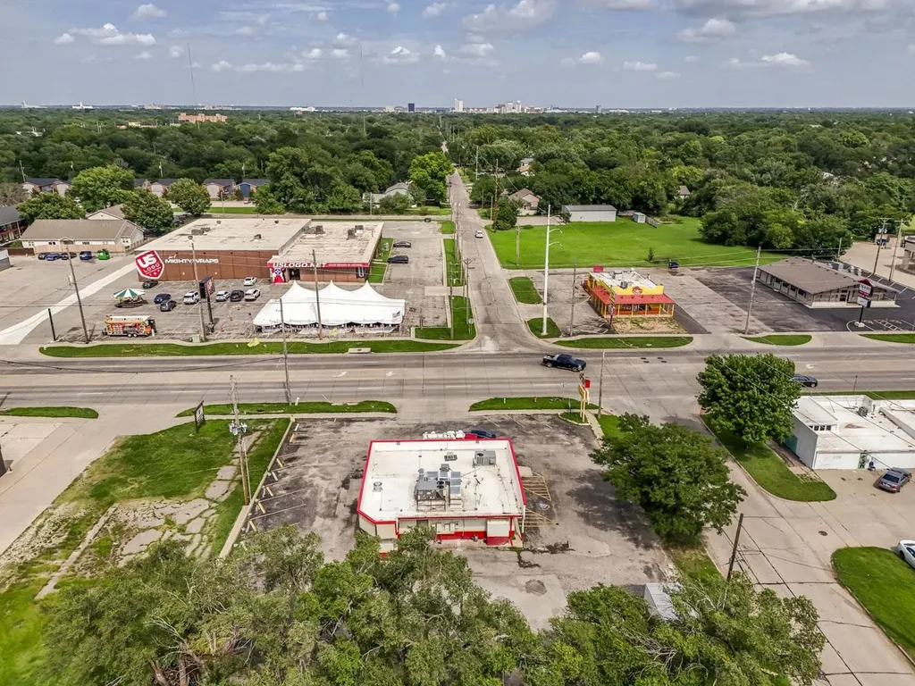 503 N West Wichita KS 67203