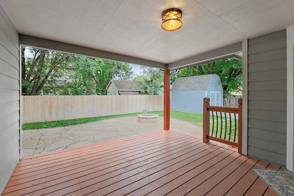 2735 S Carrwood Wichita KS 67215