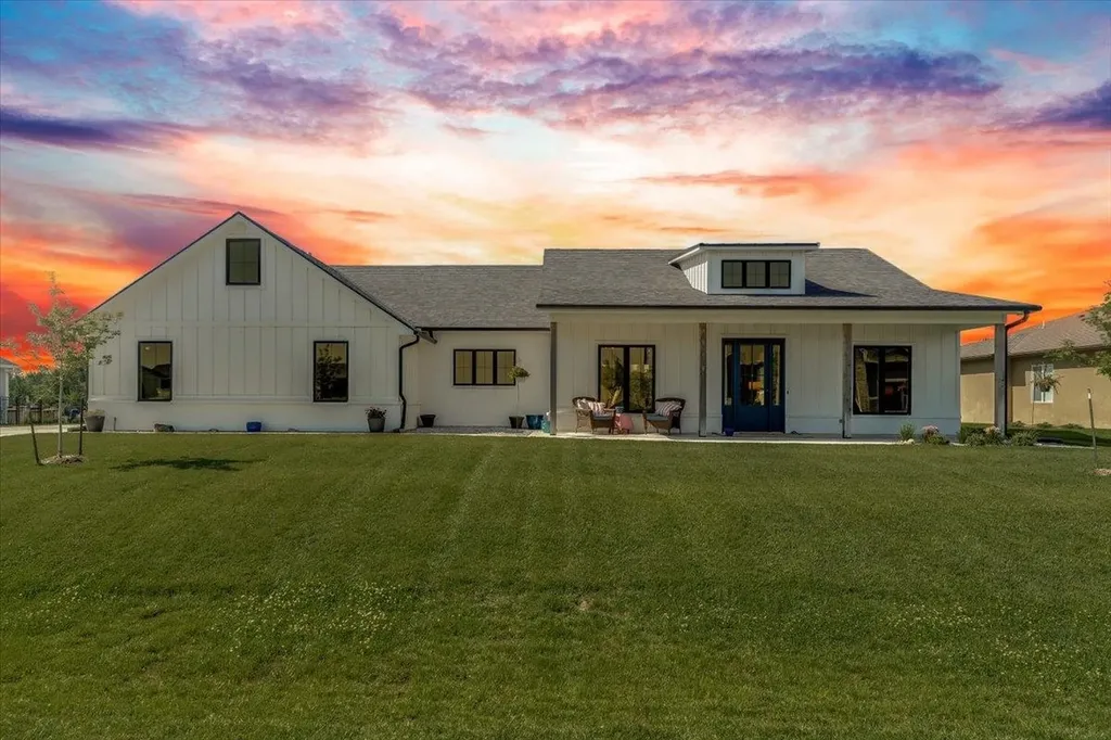 1521 E Elk Ridge Avenue Goddard KS 67052