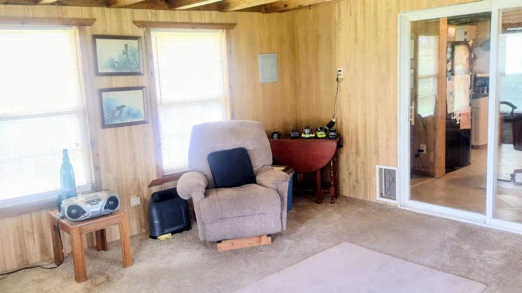 501 Westridge Hutchinson KS 67501