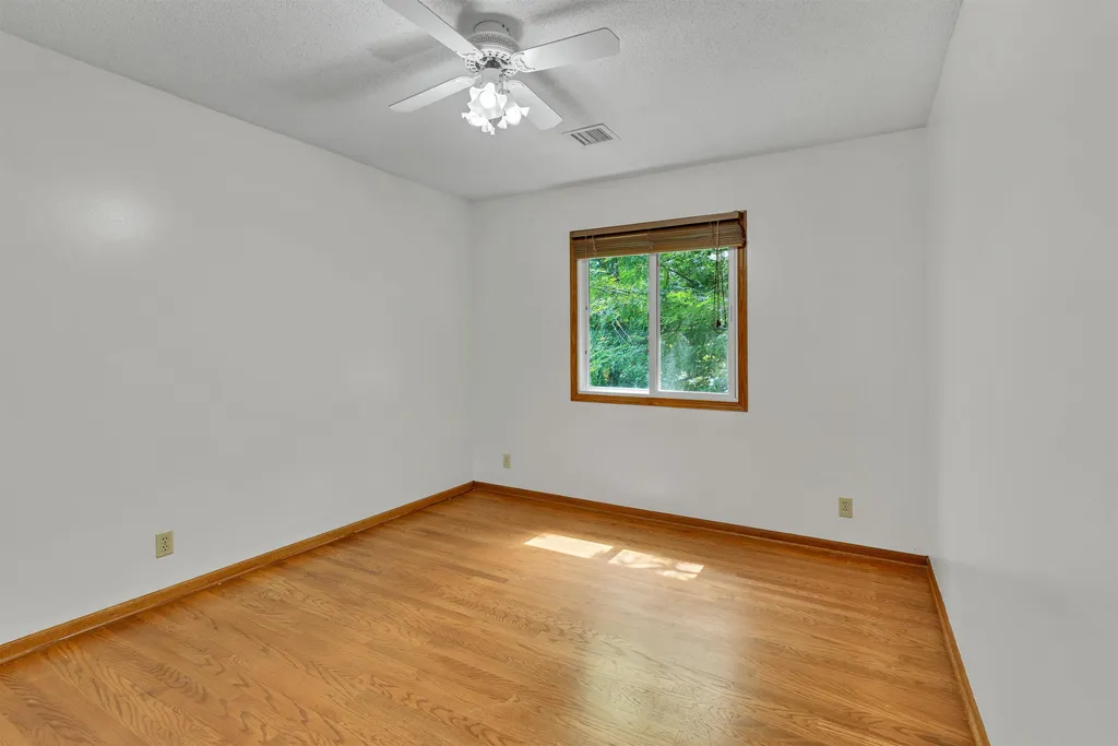 9438 W Sterling Court Wichita KS 67205