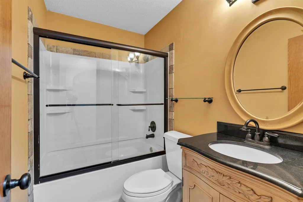 9438 W Sterling Court Wichita KS 67205