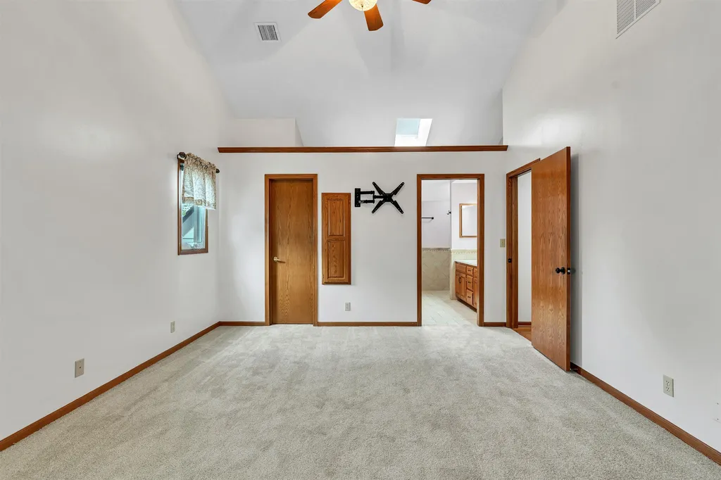 9438 W Sterling Court Wichita KS 67205