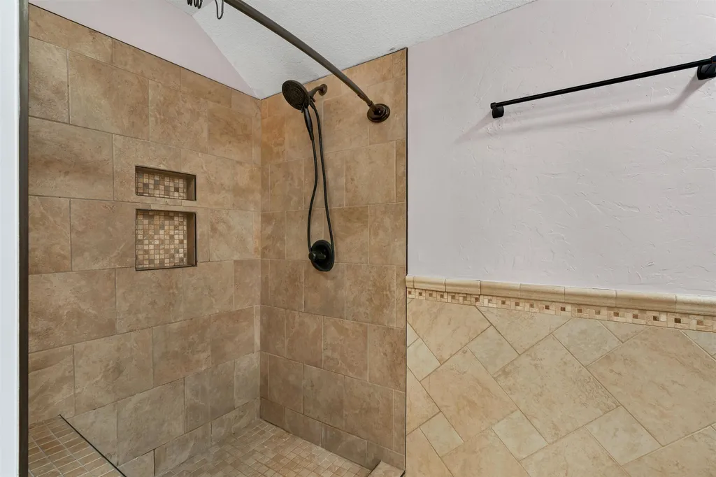 9438 W Sterling Court Wichita KS 67205