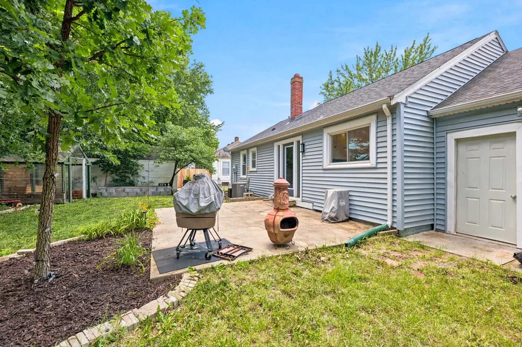 826 Parkwood Wichita KS 67208