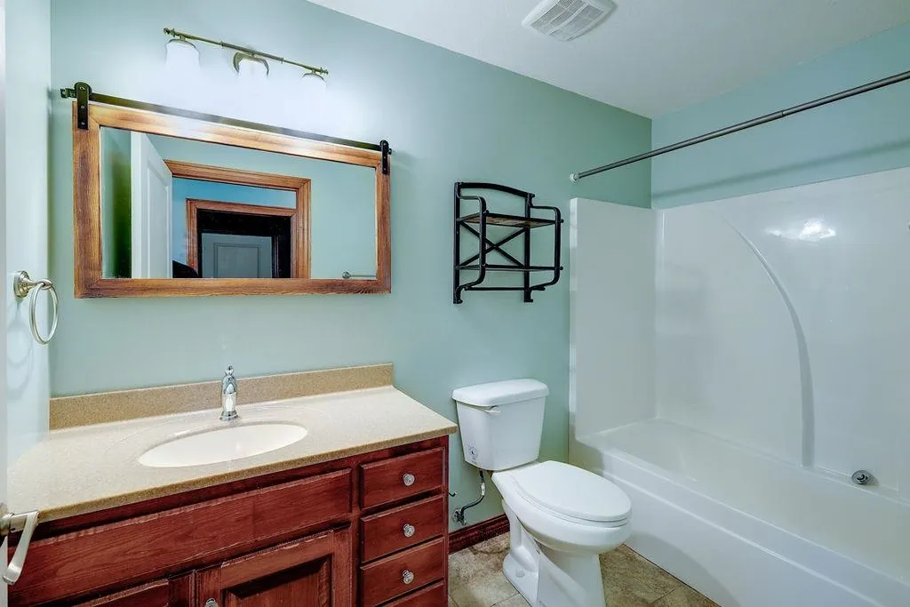 2209 Cottonwood Lane Winfield KS 67156