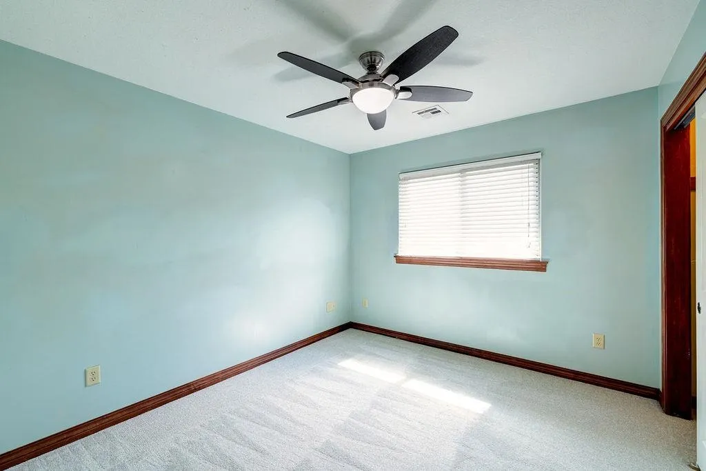 2209 Cottonwood Lane Winfield KS 67156