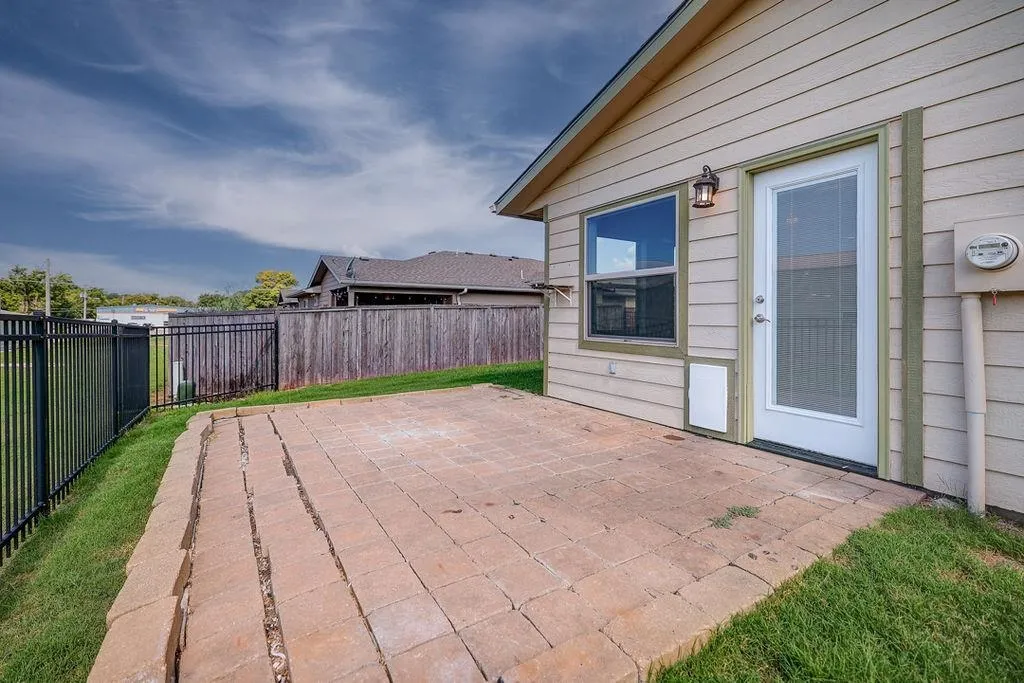 2209 Cottonwood Lane Winfield KS 67156