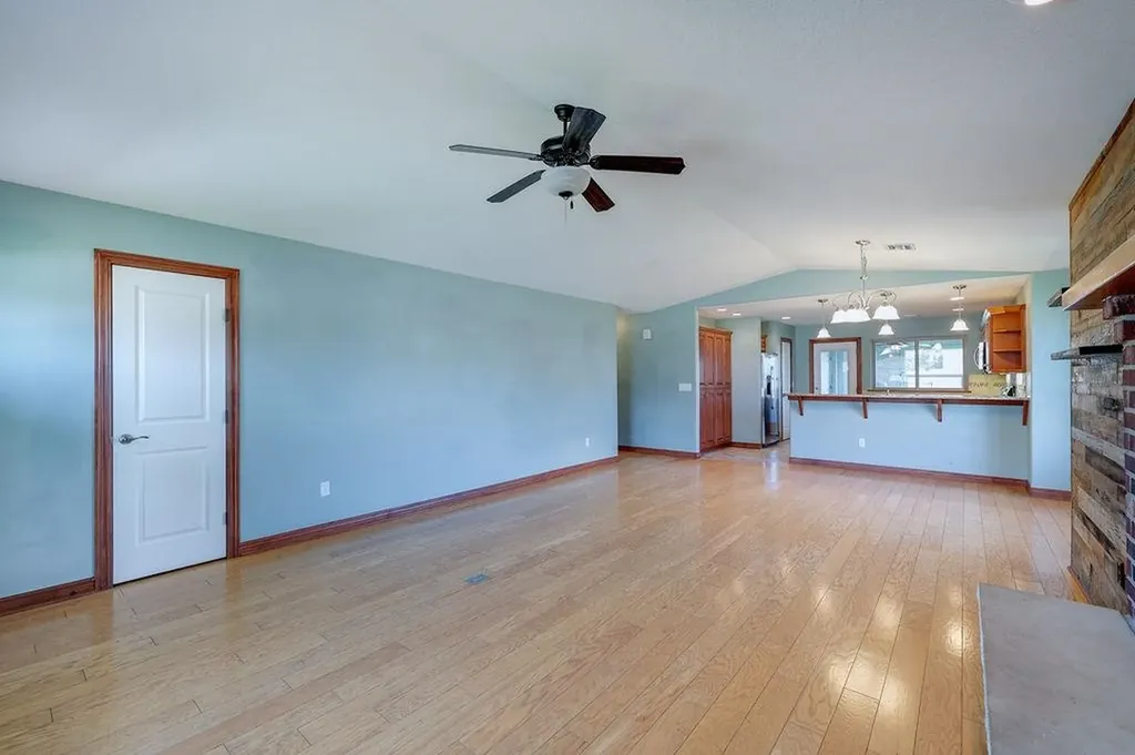 2209 Cottonwood Lane Winfield KS 67156