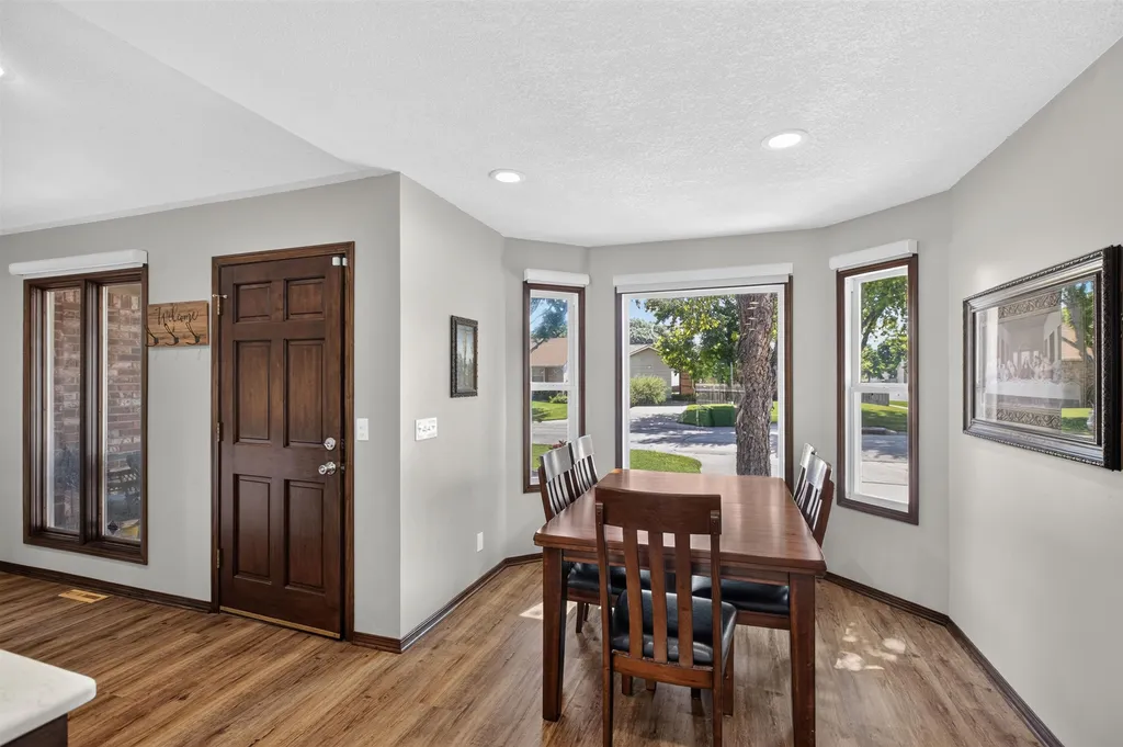 503 N Pine Grove Wichita KS 67212