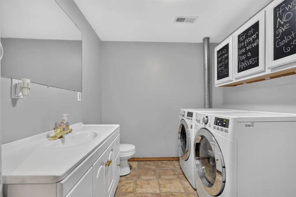 503 N Pine Grove Wichita KS 67212