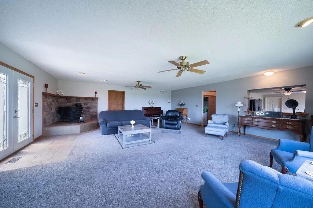 11857 SW 160th Street Rose Hill KS 67133