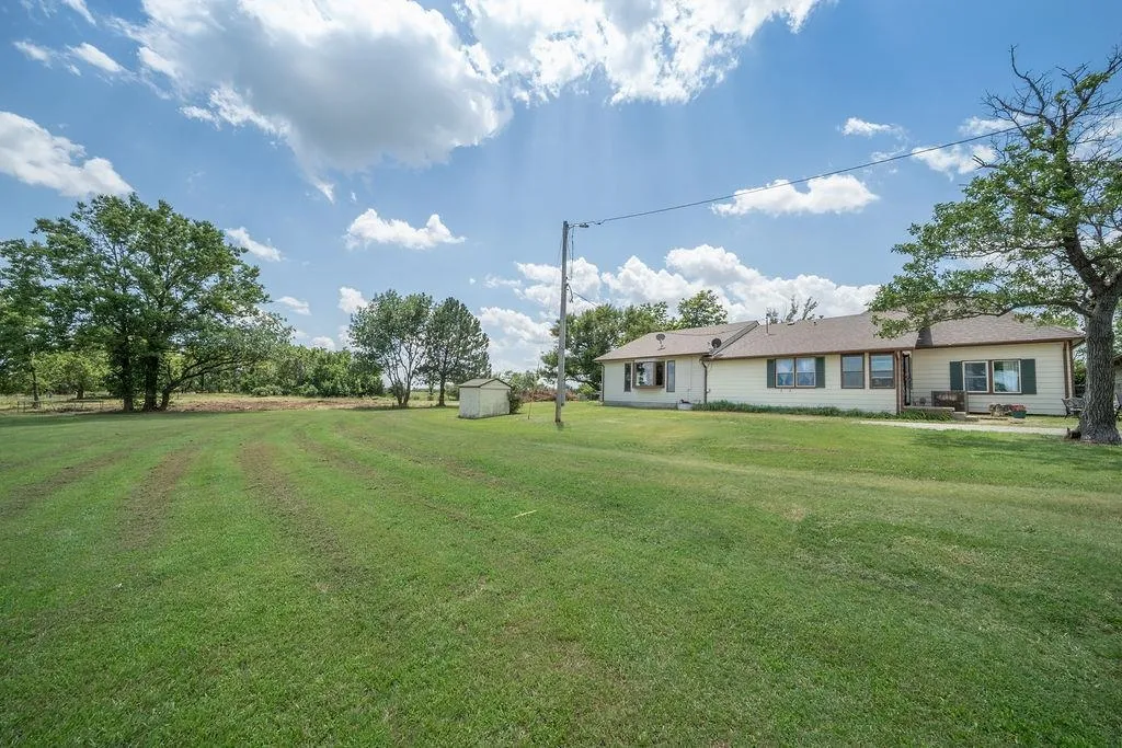 11857 SW 160th Street Rose Hill KS 67133