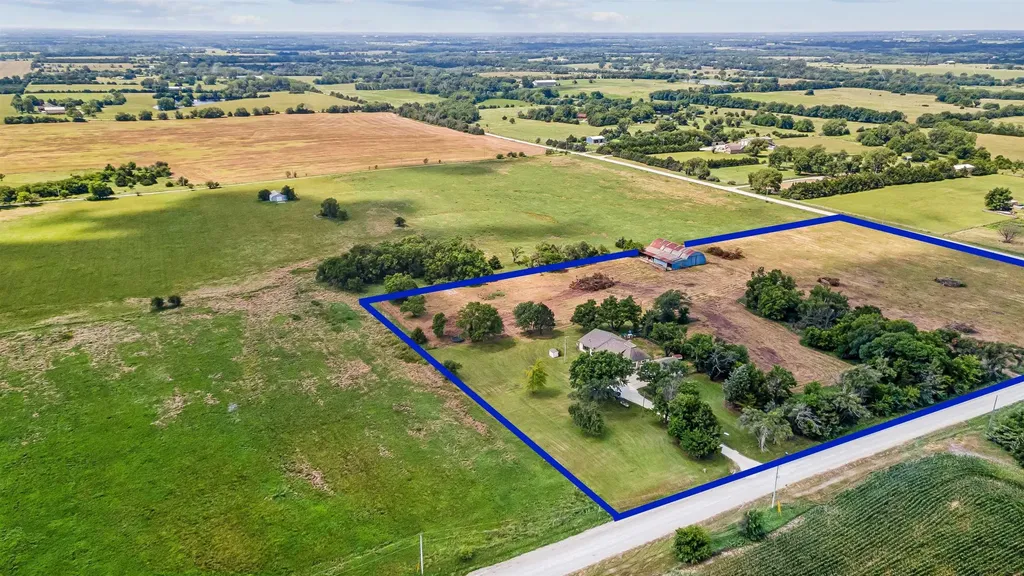 11857 SW 160th Street Rose Hill KS 67133