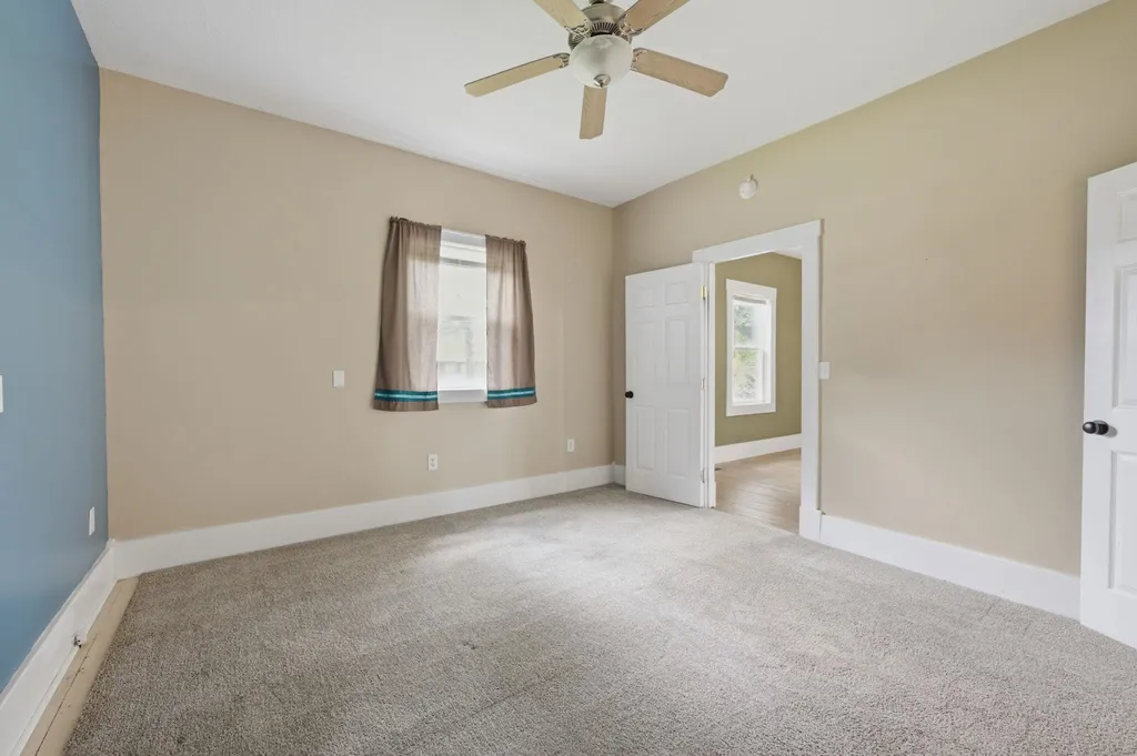 219 S Robbins Road Norwich KS 67118