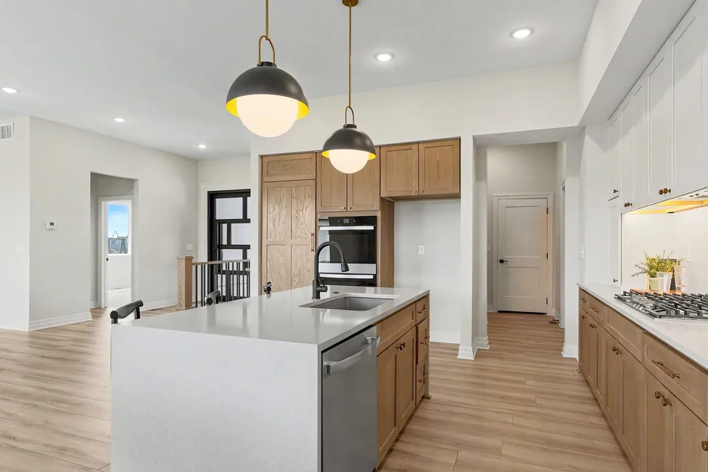 2591 N Doris Court Wichita KS 67205