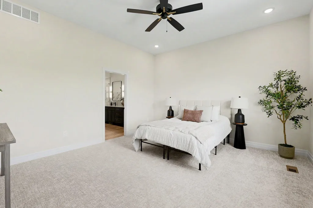 2591 N Doris Court Wichita KS 67205