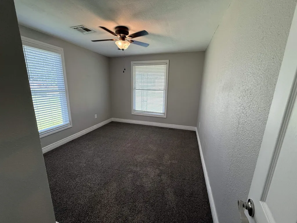 322 S 7th Street Conway Springs KS 67051