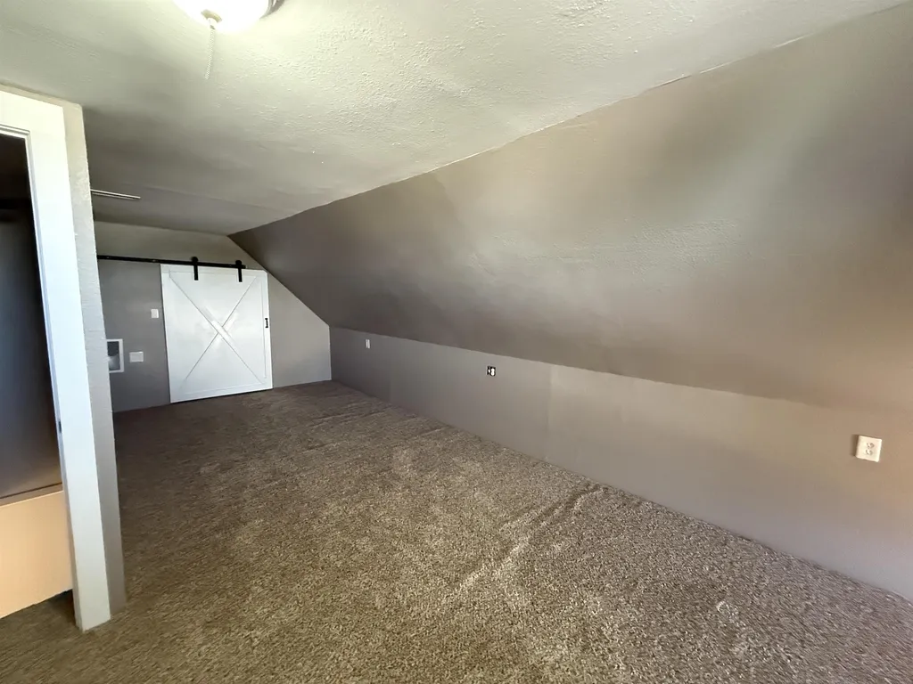 322 S 7th Street Conway Springs KS 67051