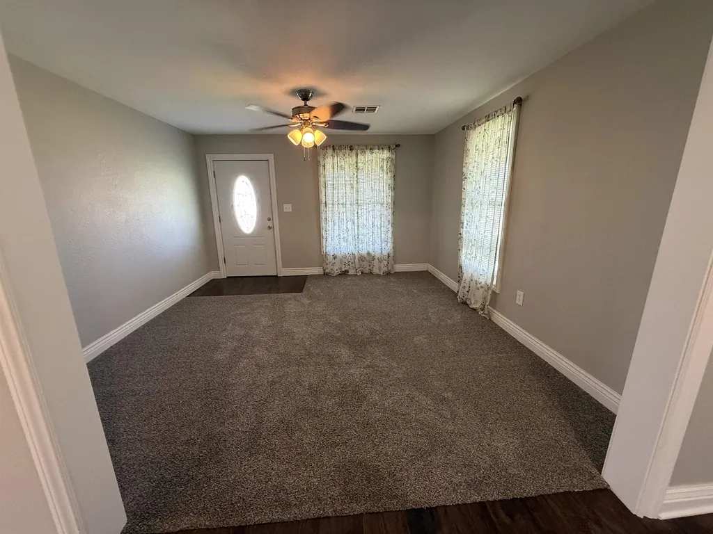 322 S 7th Street Conway Springs KS 67051