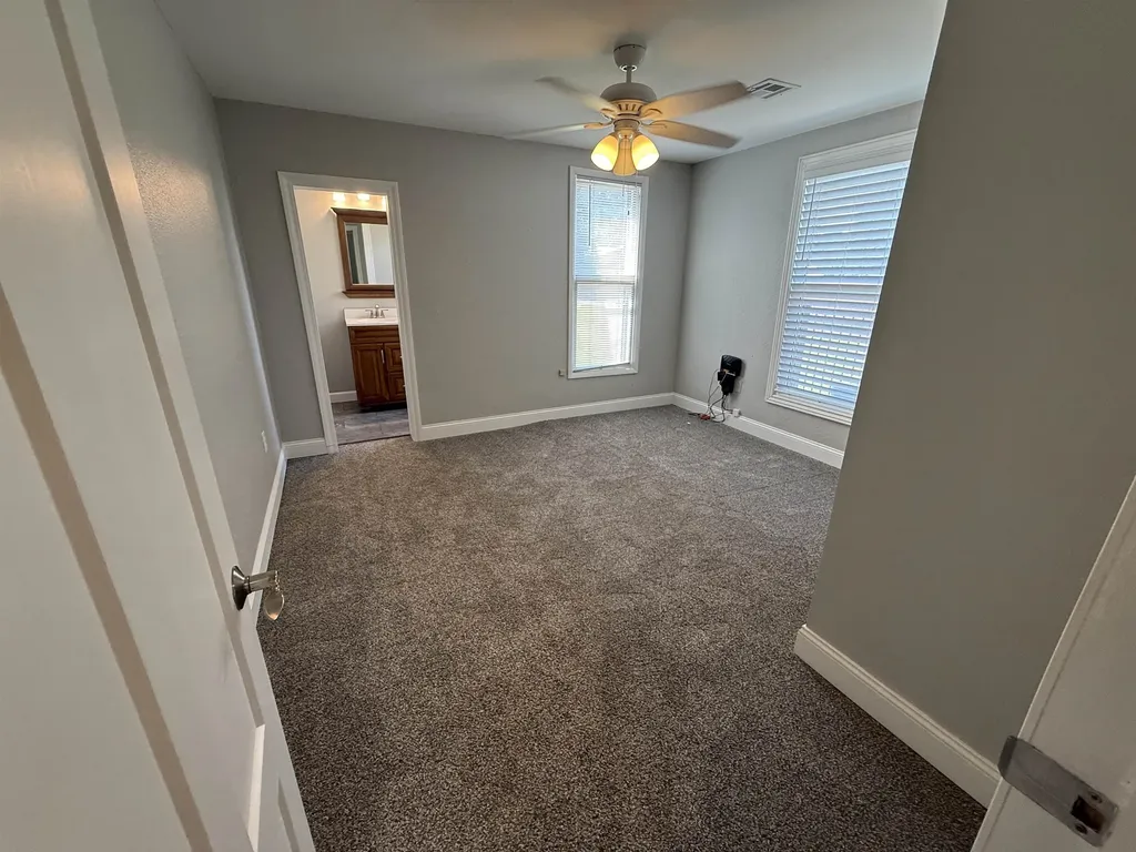 322 S 7th Street Conway Springs KS 67051