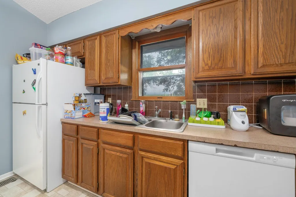1509 N Smith Circle Wichita KS 67212